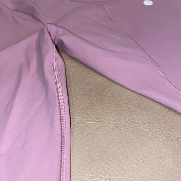 Lululemon Align Long Sleeve Pink. Tag was removed but it’s a size 2. So soft! - Picture 4 of 10